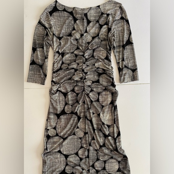 Kamala Kulture Body Fitting Dress - Picture 5 of 7